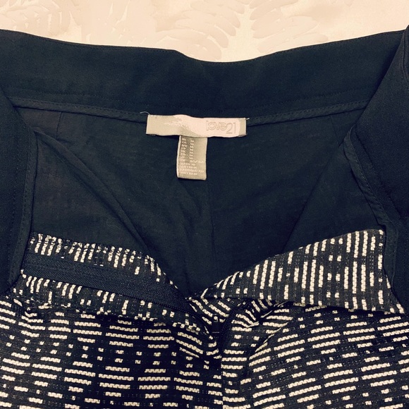 High Waisted Shorts - Picture 2 of 3